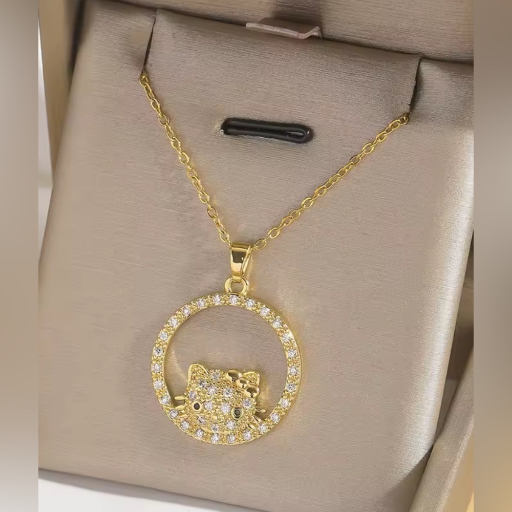 18K Gold Hello Kitty Peek A Boo Head In Circle Frame Pave Diamond Inlay Necklace